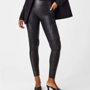 Spanx black faux leather moto leggings size small
